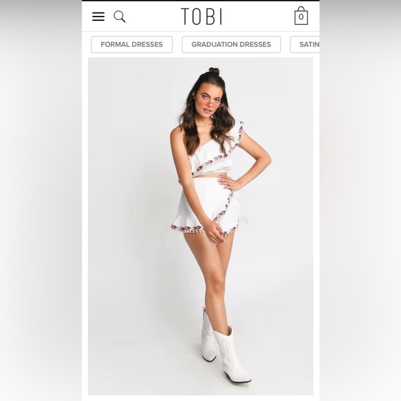 NWT TOBI Judy White One Shoulder Crop - Picture 9 of 9